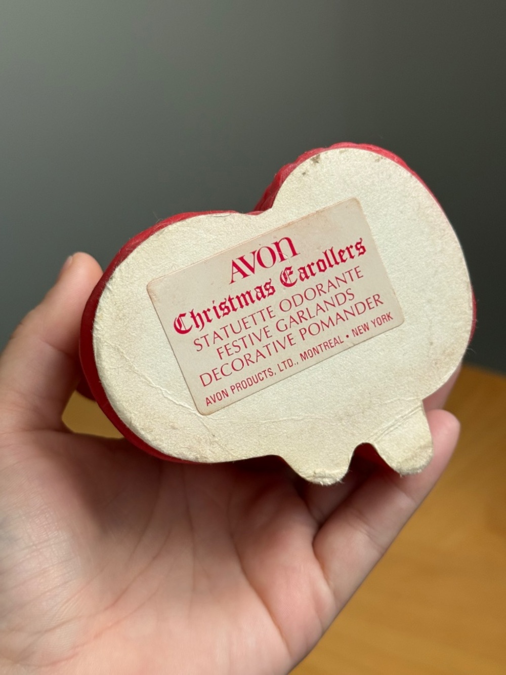 Vintage c1971 Christmas Carollers Decorative 7" Red Wax Candle by AVON - Picture 8 of 11